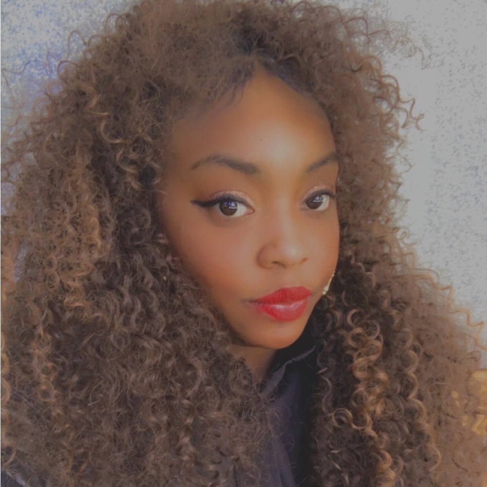 Meet your Posher, Brittney
